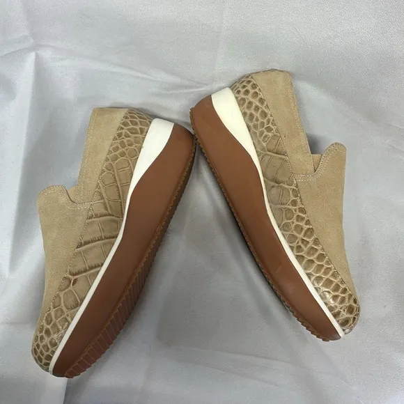 Donald J. Pliner leather Lizzee slide on sneaker shoes size 8