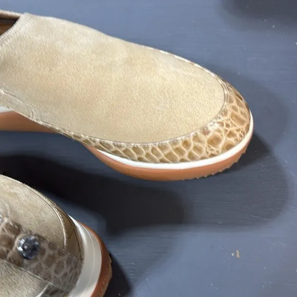 Donald J. Pliner leather Lizzee slide on sneaker shoes size 8