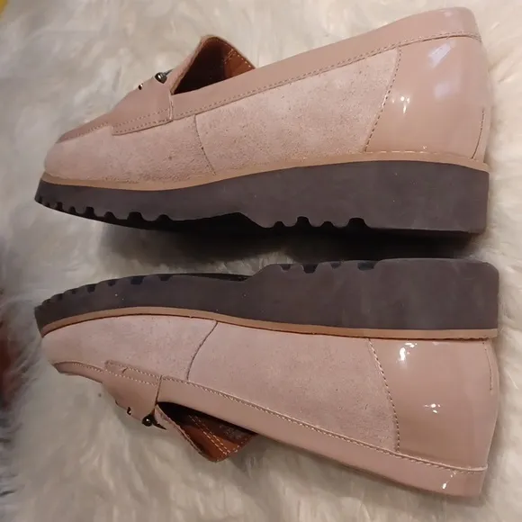 Donald J Pliner  leather  loafers