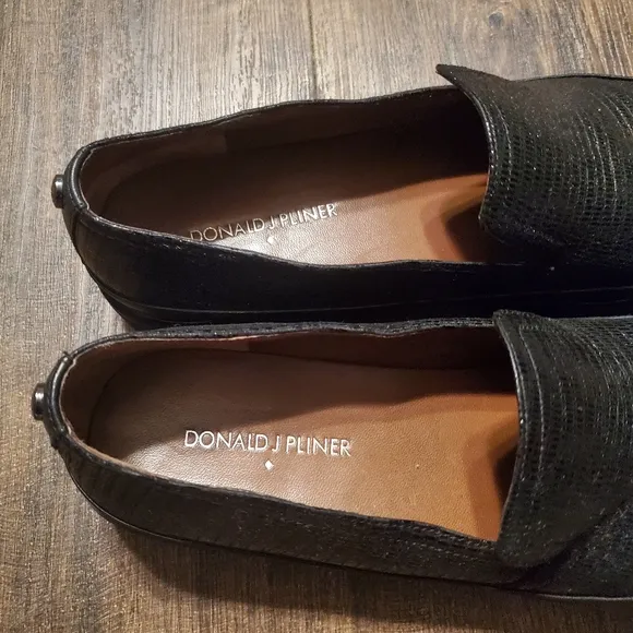 Donald J Pliner Women's 9 Shoes Coco Crackled Leather Loafers