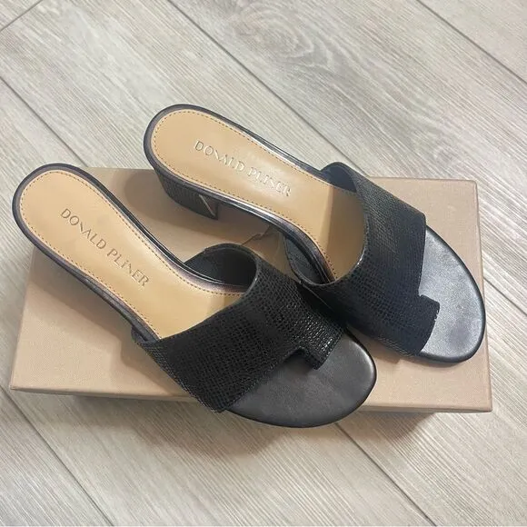 DONALD PLINER MELROS BLACK LOW BLOCK  HEEL SANDAL NEW Size 8