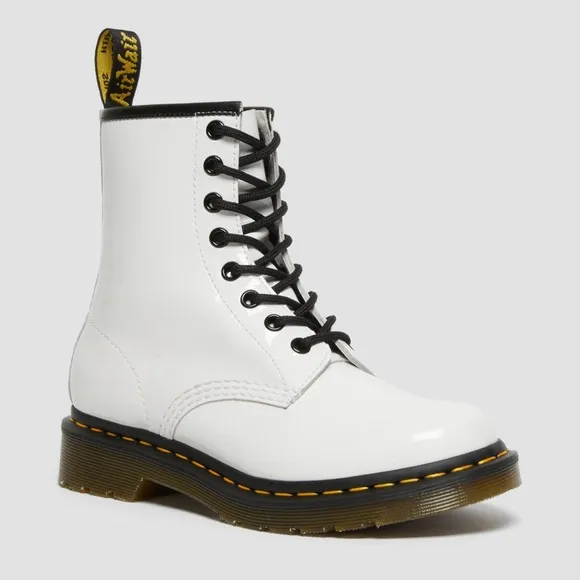 DR. MARTENS 1460 WOMEN'S PATENT LEATHER LACE UP BOOTS size 5 NWOT