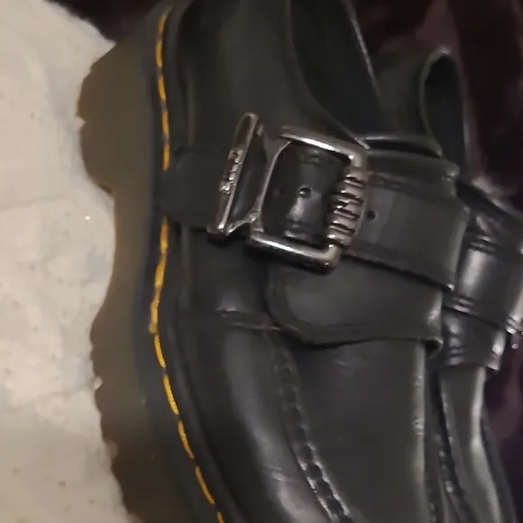 Dr. MARTENS Black Leather Men's Shoes