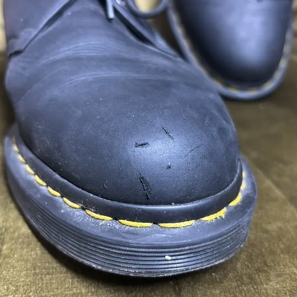 Dr. Martens black Nubuck Leather Oxford Shoes size 11