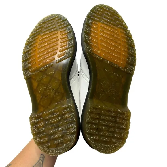 Dr. Martens | NWOB 1461 Classic Oxford in White Patent UK5/US7