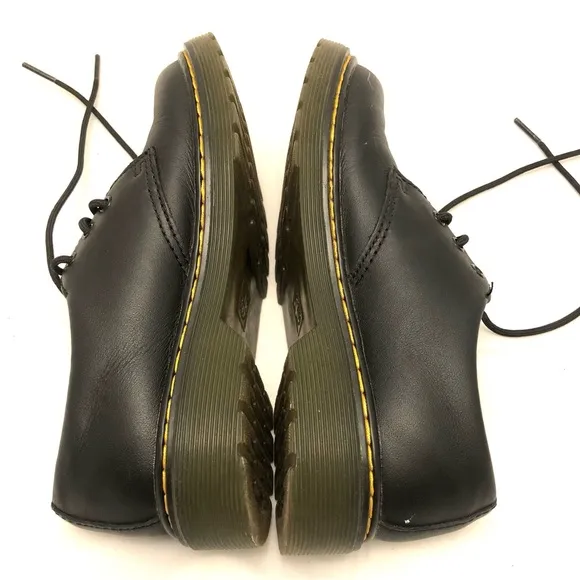 Dr. Martens Oxford Shoes sz 2