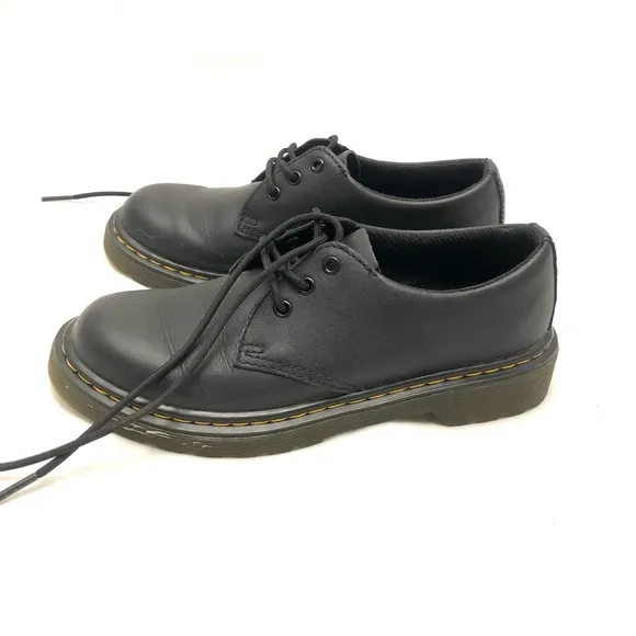 Dr. Martens Oxford Shoes sz 2