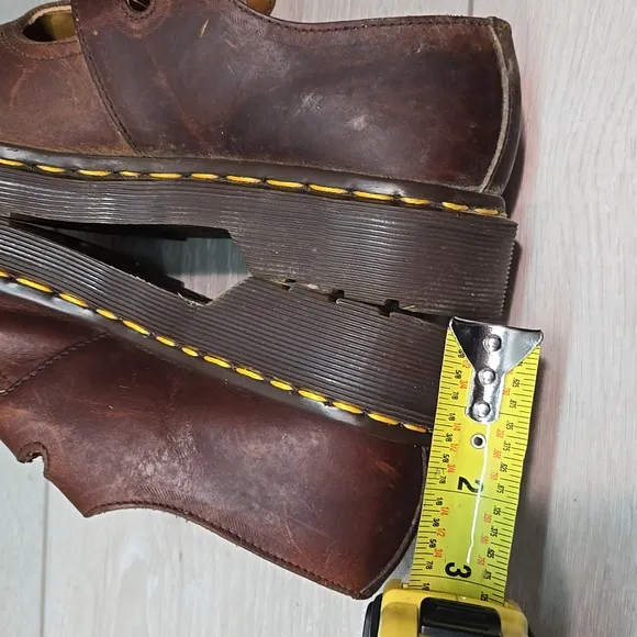 Dr.Martens Women Y2K Original Leather England Tractor Clog Shoes Sz UK 4 US6