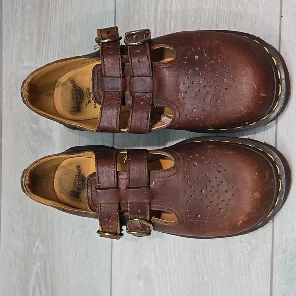Dr.Martens Women Y2K Original Leather England Tractor Clog Shoes Sz UK 4 US6