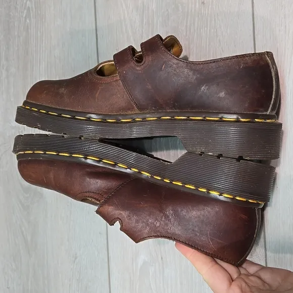 Dr.Martens Women Y2K Original Leather England Tractor Clog Shoes Sz UK 4 US6