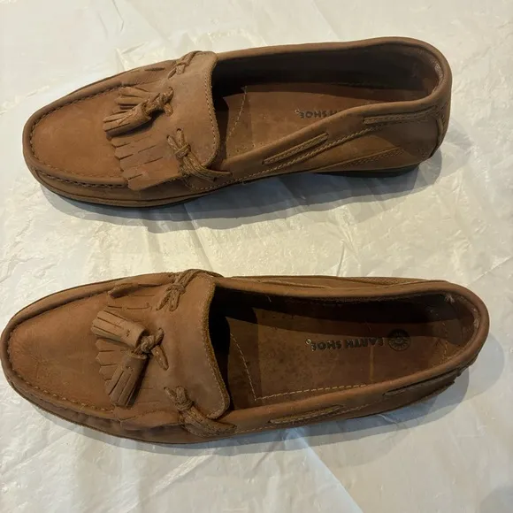 Earth Shoes Manning leather tassel loafers brown SZ 9.5 D NWOT NO BOX