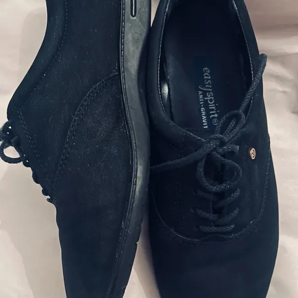 Easy spirit Classic Black Women's Shoes