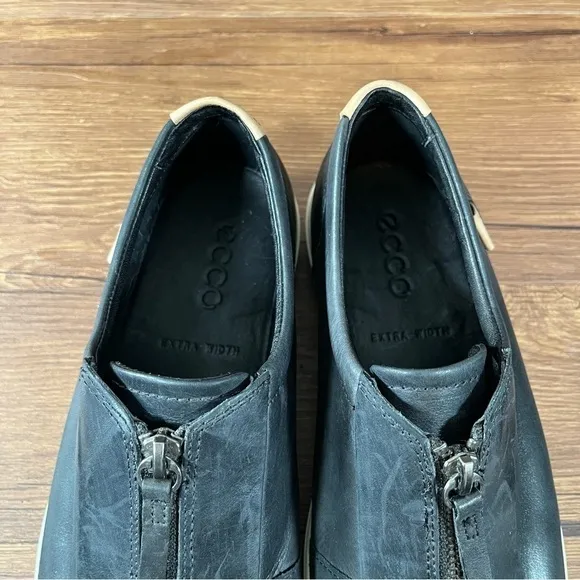 Ecco Soft 7 Center Zip Slip-On Black Leather Sneakers Women’s Size 7 (38) Shoes