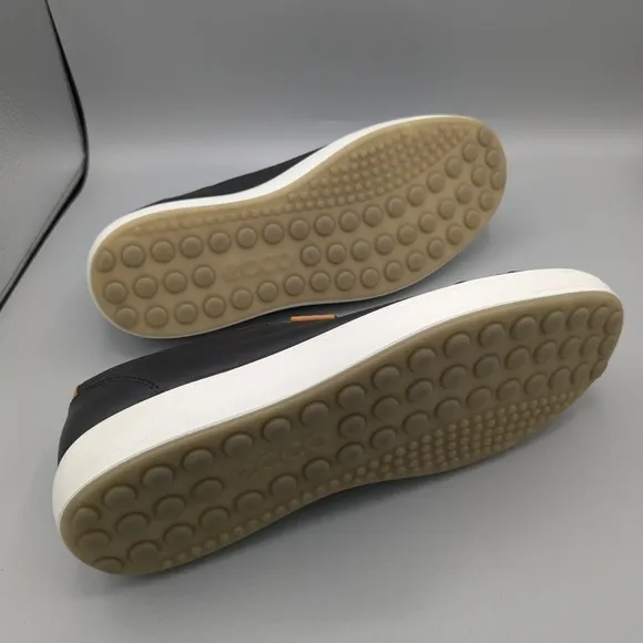 ECCO Soft 7 Men's Black Leather Sneakers Size 9-9.5