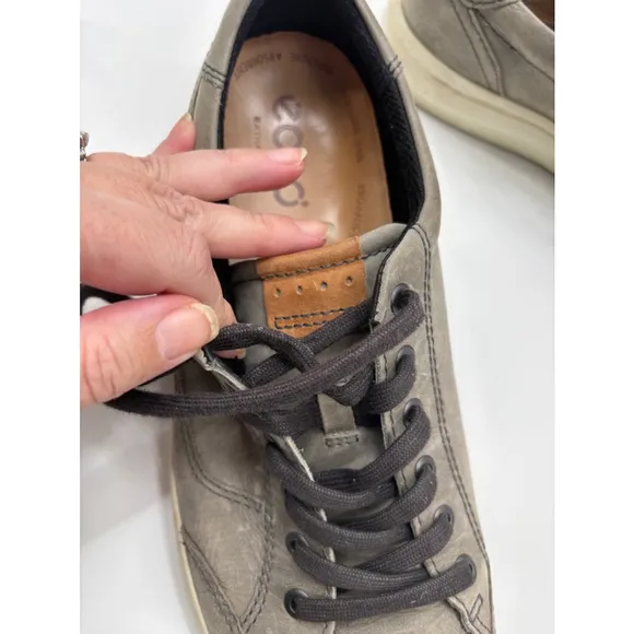 ECCO soft 7 men's Sneakers, Grey, Size 43 (size 9)