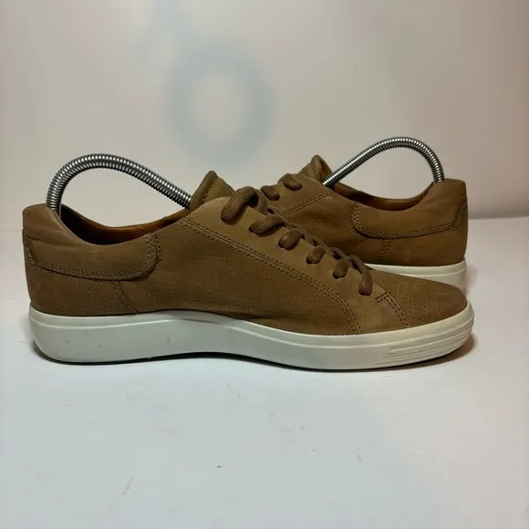 Ecco Soft 7 Shoes Men's 9 9.5 / 43 Brown Leather Casual Lace Up Comfort Sneakers
