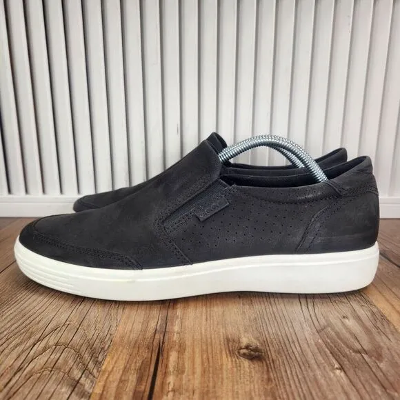 ECCO Soft 7 Slip On Loafers Mens Sz 9 Black Leather Casual Street City Low Shoes