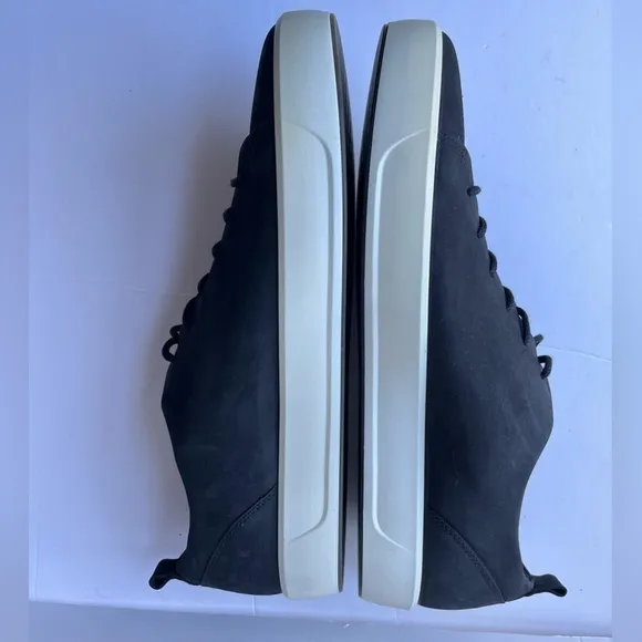 ECCO Men's black Soft Suede Shoes Lace Up sneakers Size 13