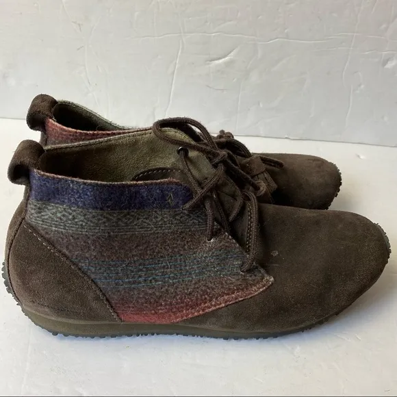 Eddie Bauer Transition Chukka Brown Suede Shoes Lace-up Womens Size 8 6180-266