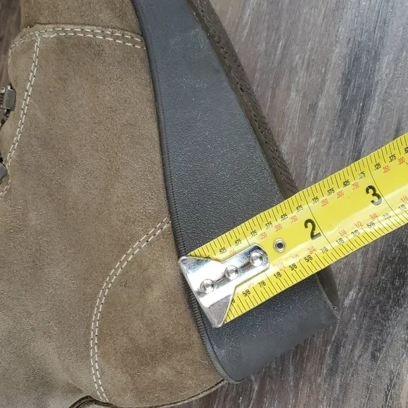 Eddie Bauer Women Suede Wedge Booties Shoes sz 8.5
