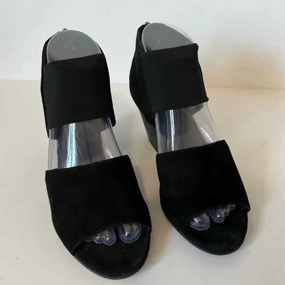 Eileen Fisher Black Suede Open ToeBlock Heel Sandal Shoe Zip Back Women Size 7