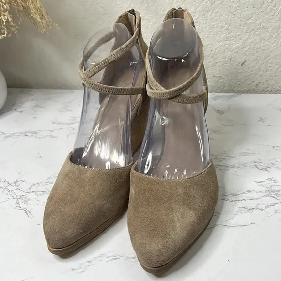 EILEEN FISHER Tilda Stacked Heel Suede Tan TaupePump Wedge Size 10