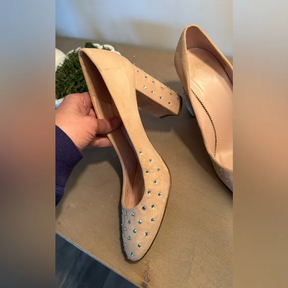 Elegant Tan Suede Heels with Studded Detail.