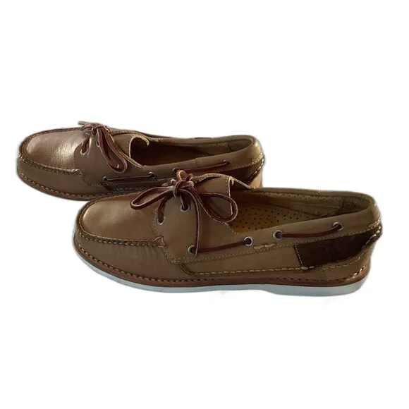 Ernest Hemingway Men’s Size 10 M Leather Boat Shoes Moccasins. LNWOT