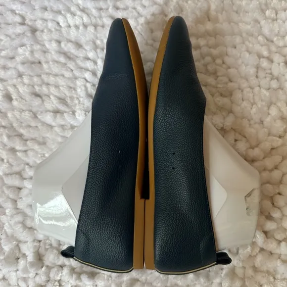 Everlane Women's Navy Blue Leather Slip-On Shoes