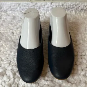 Everlane Women's Navy Blue Leather Slip-On Shoes