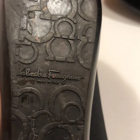 Ferragamo loafers- Black -Women