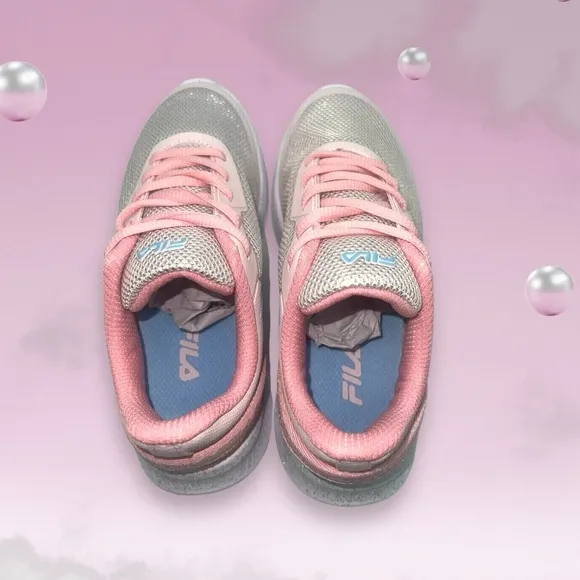 Fila Kids Girls Pink and White Sneakers Size 6