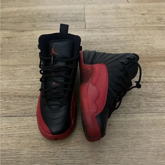 Flu game 12s size 5.5