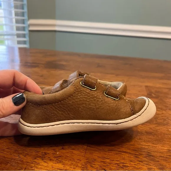 Footmates Soft Touch Henry brown shoes size 8