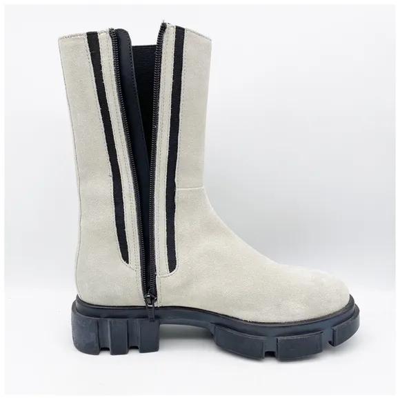 Free People Brooks Chelsea Lug Sole Booties Size 39
