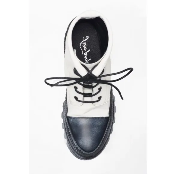 Free People‎ Goldie Lug Sole Lace up Boote