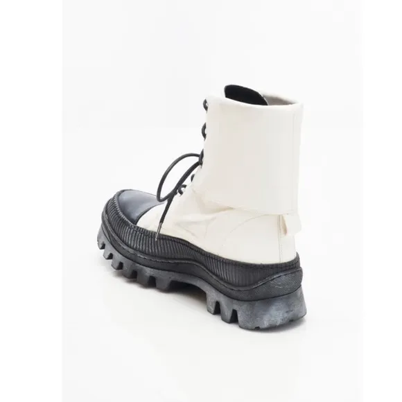 Free People‎ Goldie Lug Sole Lace up Boote