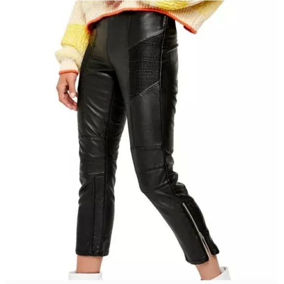 Free People Kaelin Moto Skinny Jeans Size 2