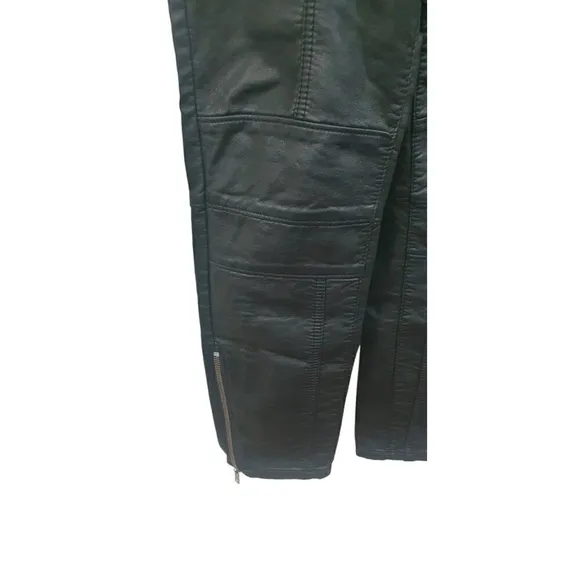 Free People Kaelin Moto Skinny Jeans Size 2