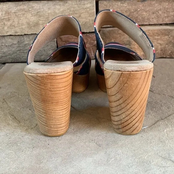 Free People sz 38 cloth red, white,&amp; blue cloth shoes with wooden platform heels