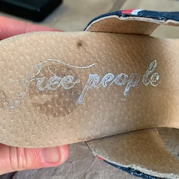 Free People sz 38 cloth red, white,&amp; blue cloth shoes with wooden platform heels