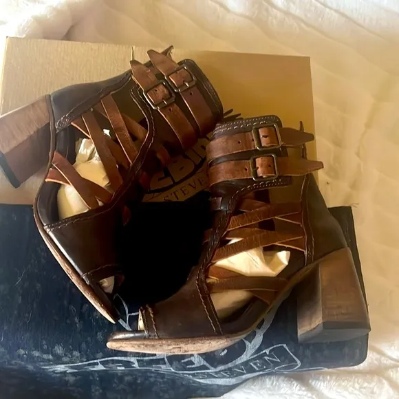 FreeBird by Steven Tiara Brown &amp; Cognac Leather Sandal