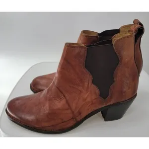 Frye Jackie Gore Stitching Women Shoes in Saddle