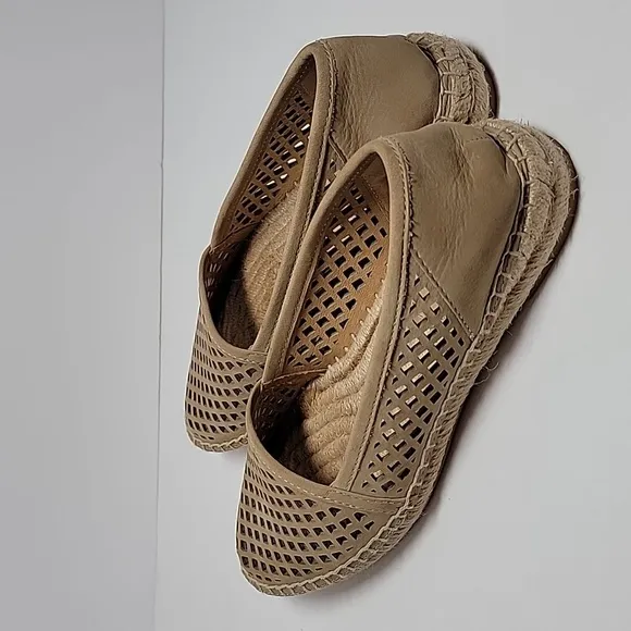 Frye Lee A Line Perforated Espadrille Flat Shoe Slip-On Slide-On Leather Tan 6.5