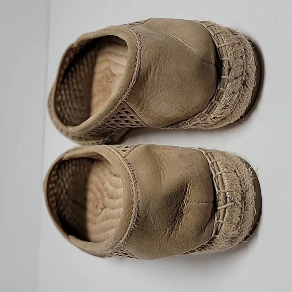 Frye Lee A Line Perforated Espadrille Flat Shoe Slip-On Slide-On Leather Tan 6.5