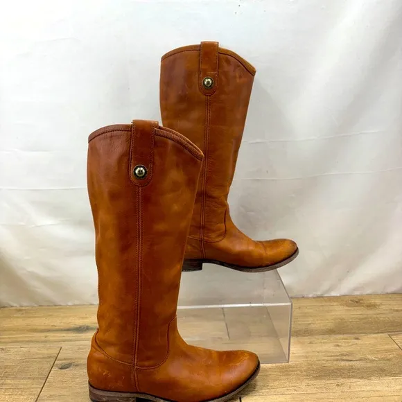 Frye Women's 40055 Melissa Double Sole Button Lug Brown 7.5 B