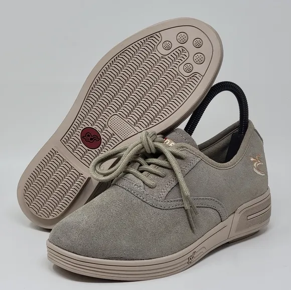 G-Defy Gravity Defyer Comfort Fit Beige Suede Shoes TB7009FCR-M Women's Size 7