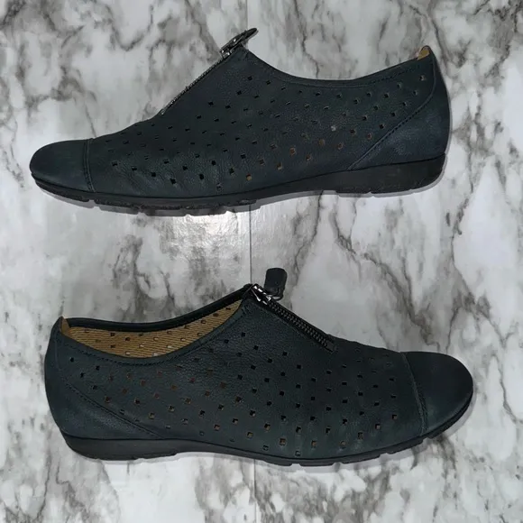 Gabor Nubuck Punched‎ Zip-Up Shoes in Dark Blue- Sz 5