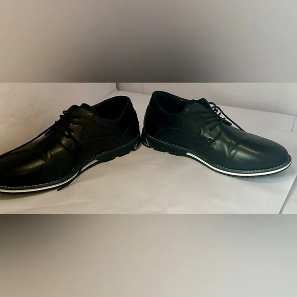 Gatsby Men's Black Leather Shoes Size 12 Excellent condition
