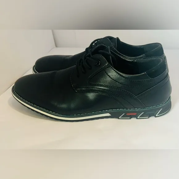 Gatsby Men's Black Leather Shoes Size 12 Excellent condition